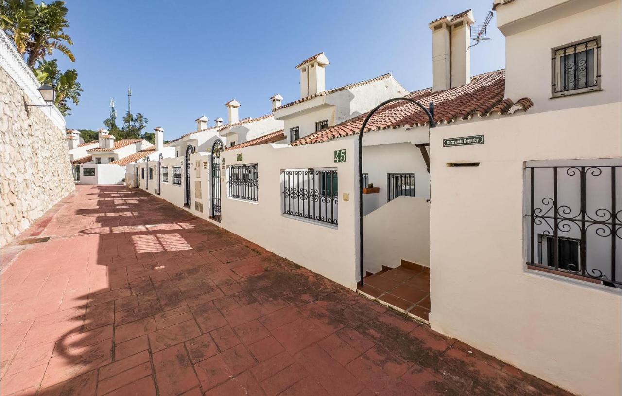 2 Bedroom Stunning In Benalmádena