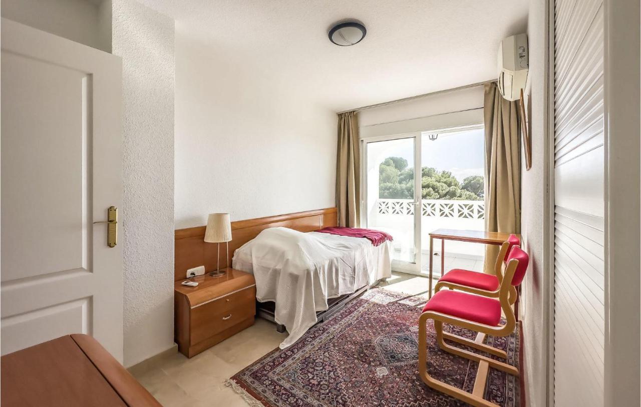 2 Bedroom Stunning In *